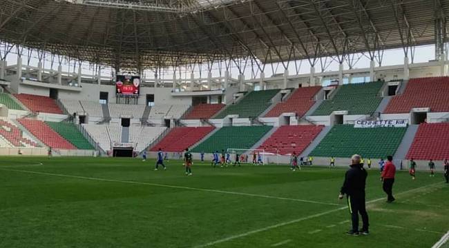 Yeşilyurt Belediyespor Fırsat Tepti