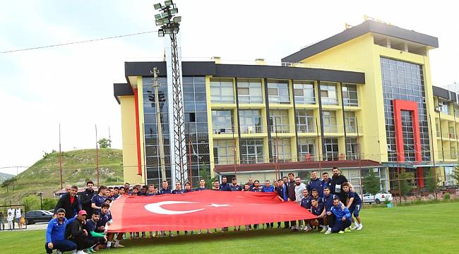 Yeni Malatyaspor 19 Mayıs'ı Kutladı 