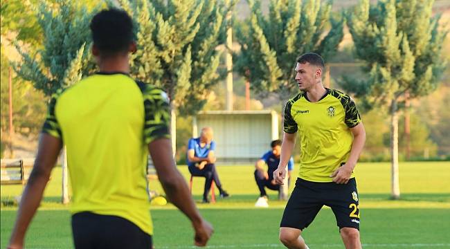 Yeni Malatyaspor'da Sakaryaspor Mesaisi Sürüyor