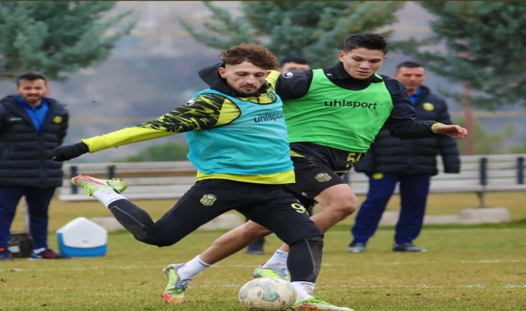 Yeni Malatyaspor'da Hazırlıklar Sürüyor