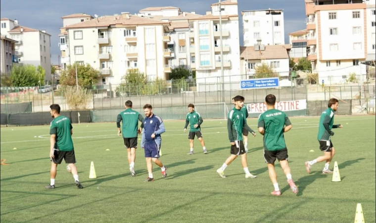 M.Yeşilyurtspor Mazıdağı Hazırlıklarını Sürdürüyor