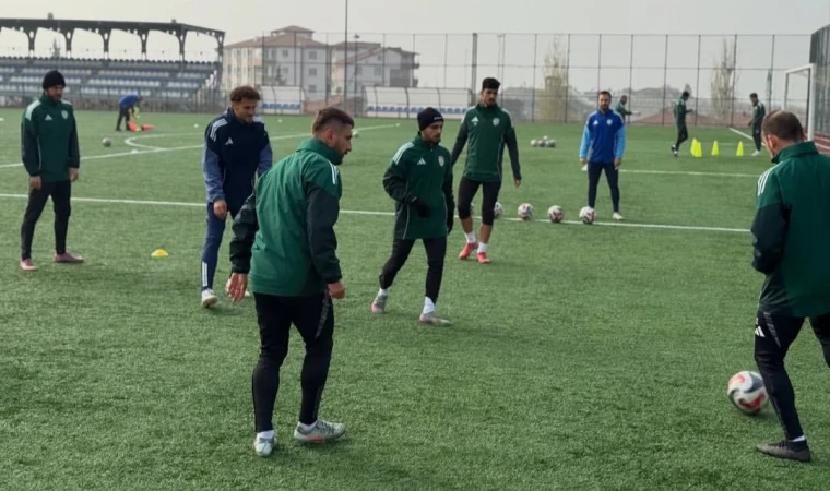M.Yeşilyurtspor Osmaniye Hazırlıklarına Devam Ediyor