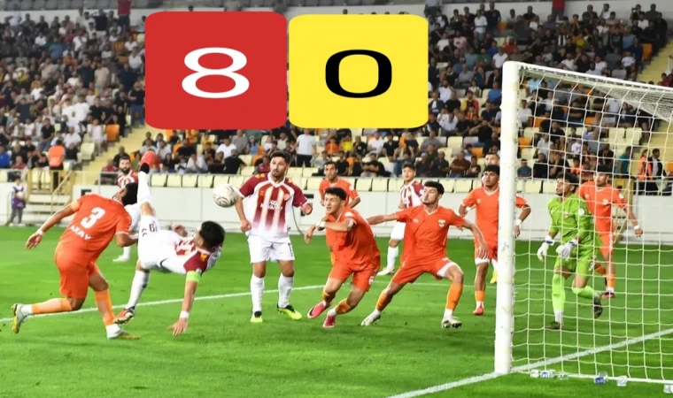 M.Yeşilyurtspor Sahipsiz Adanaspor'a Acımadı !