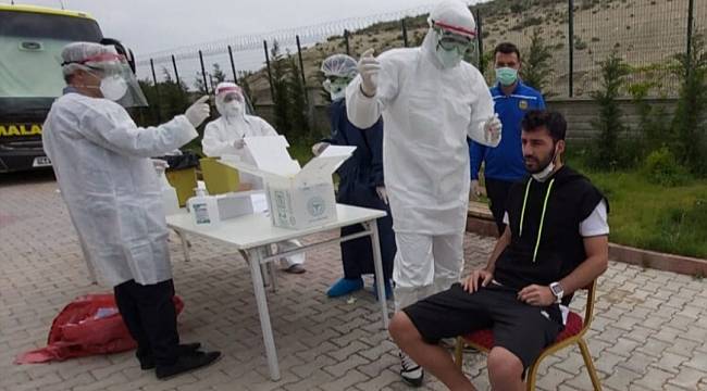 Futbolculara Test Yapıldı