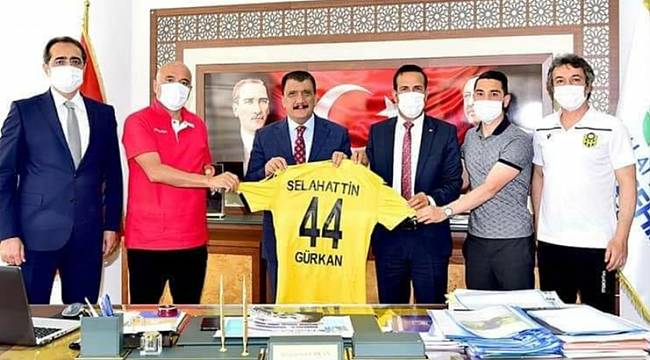 Selahattin Gürkan Nefes Verdi