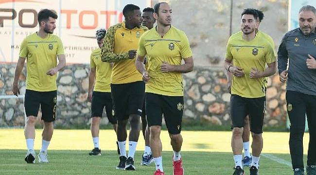 Yeni Malatyaspor'da Ağızları Bıçak Açmıyor