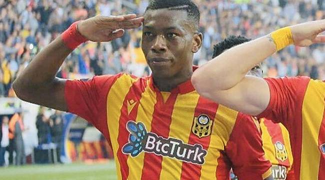 Hadebe Ve Herrera Kampa Katıldı