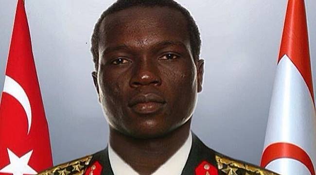 Alo- Ben Adil Gevrek, Efendim- Geliyorum Paşam!