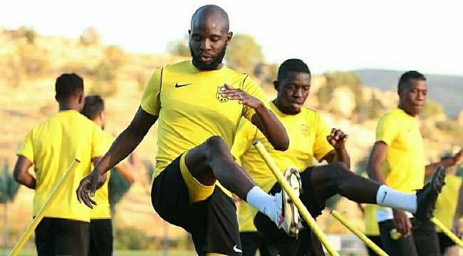 Hamzaoğlu İstanbul'dan Haber Bekliyor