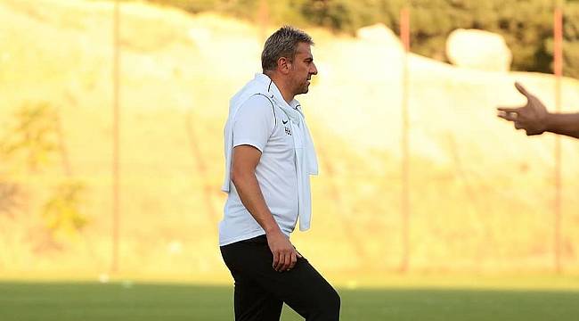 Hamzaoğlu'nun Yüzü Güldü