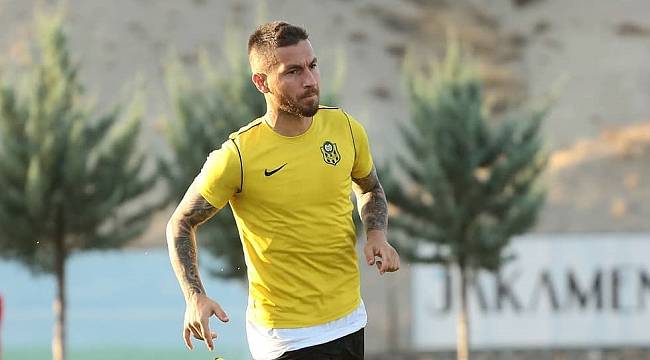 Adem Büyük Gelecekten Umutlu