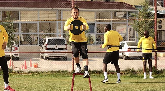 Zorlu Maçın Hazırlıkları Sürüyor