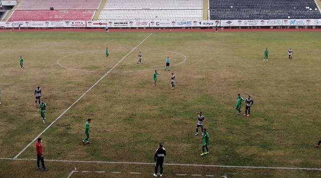 Yeşilyurt Belediyespor Galibiyetle Döndü 0-3
