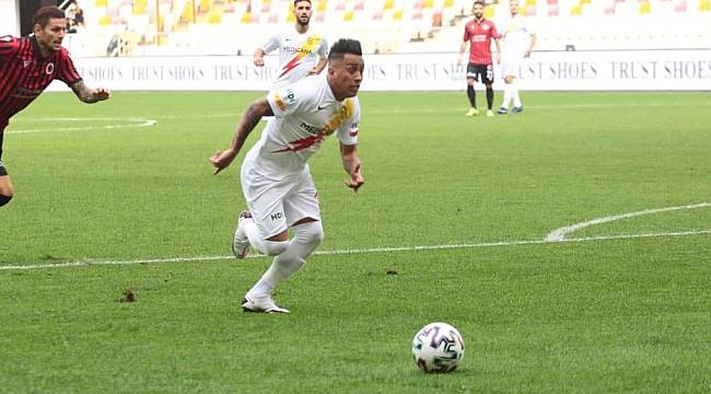 Cueva, Evini Satılığa Çıkardı!