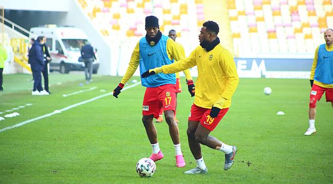 Elkoca'dan Tetteh'e Tepki!