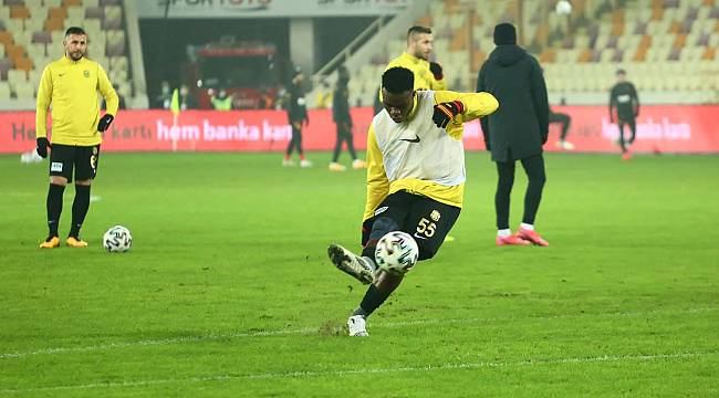 Ezeli Rakipler Youssouf İçin Karşı Karşıya!
