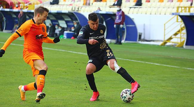 Yeni Malatyaspor Galatasaray'a Mağlup Oldu 0-1