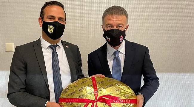 Bu Sahada Futbol Oynamak Bir Mucize!