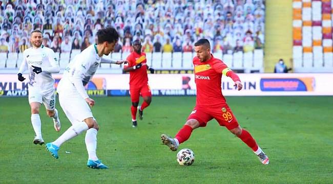 Yeni Malatyaspor Evinde Yıkıldı 2-3