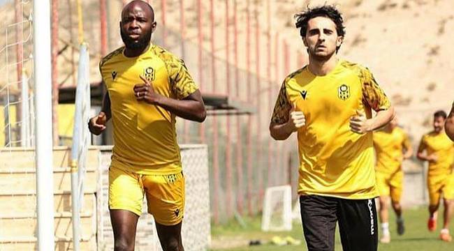 Ayrılık Sonrası Yönetime Sitem Etti