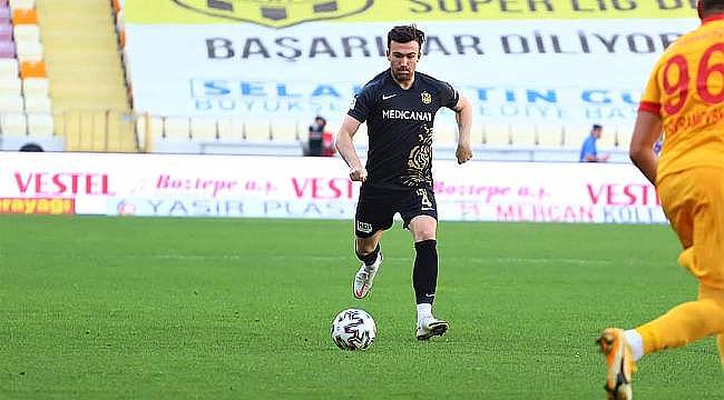 Yeni Transfer Bugün Kampa Katılacak