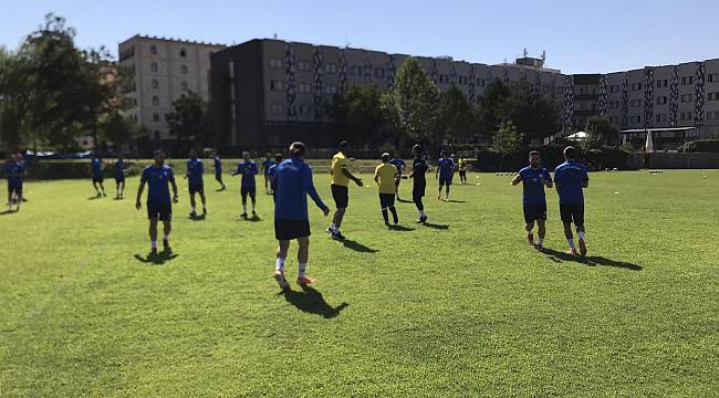 Yeşilyurt Belediyespor'da Kamp Devam Ediyor 