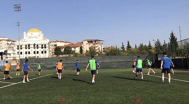 Yeşilyurt Belediyespor Kuşadası Maçına Hazırlanıyor