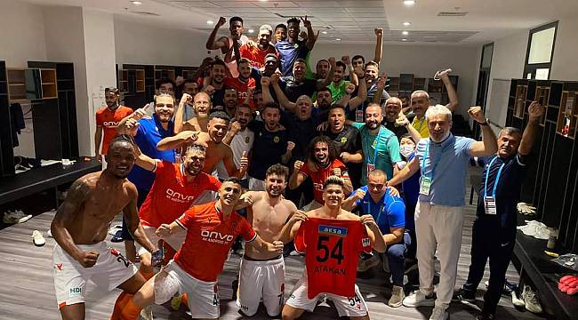 Sumudica, Galibiyeti Taraftarlara Hediye Etti