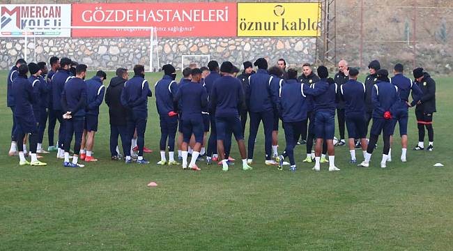 Yeni Malatyaspor Maç Saatini Beklemeye Başladı