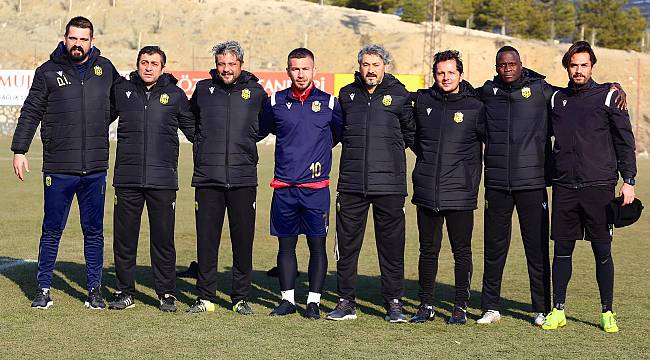 Adem Büyük'ün Ekibi Belli Oldu