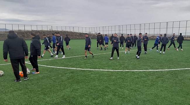 Arguvanspor Çalışmalarına Devam Ediyor 