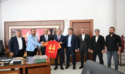 Yeni Malatyaspor Başkan Er'i Ziyaret Etti