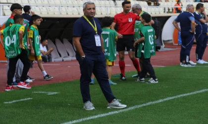 Çok Sevdiğini İddia Ettiği Kulüpten Ayrıldı!