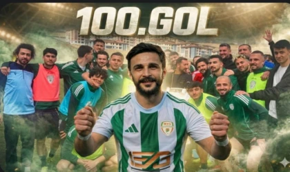 Arkadaşları 100.Golü Kutladı